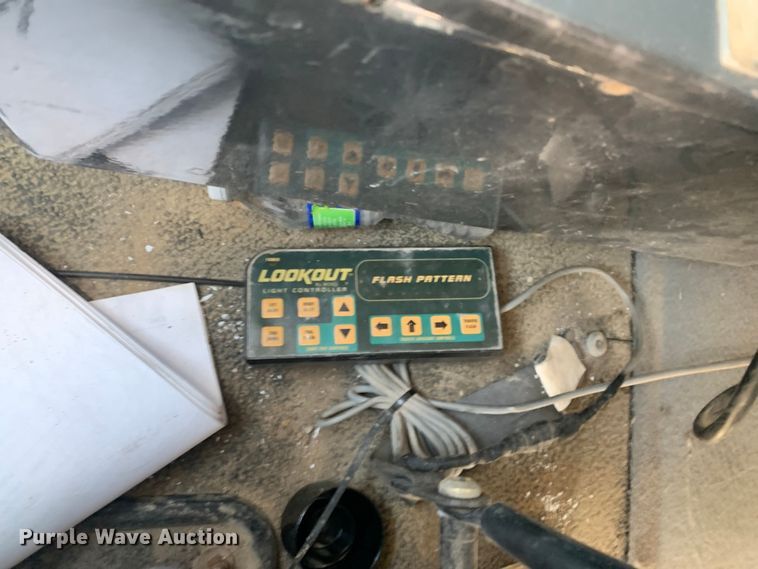 image for item DM7814 2008 International 4300 street sweeper truck