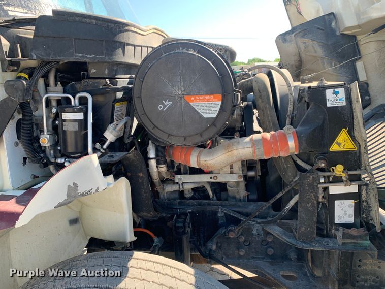 image for item DM7814 2008 International 4300 street sweeper truck