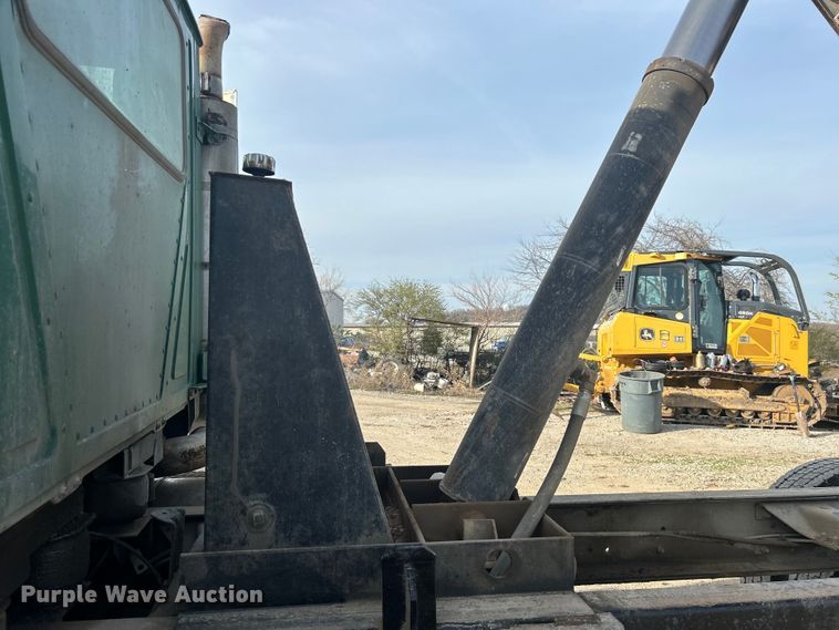 image for item DN0715 1998 Mack CH613 dump truck