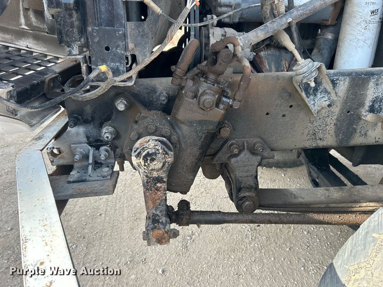 image for item DN0715 1998 Mack CH613 dump truck