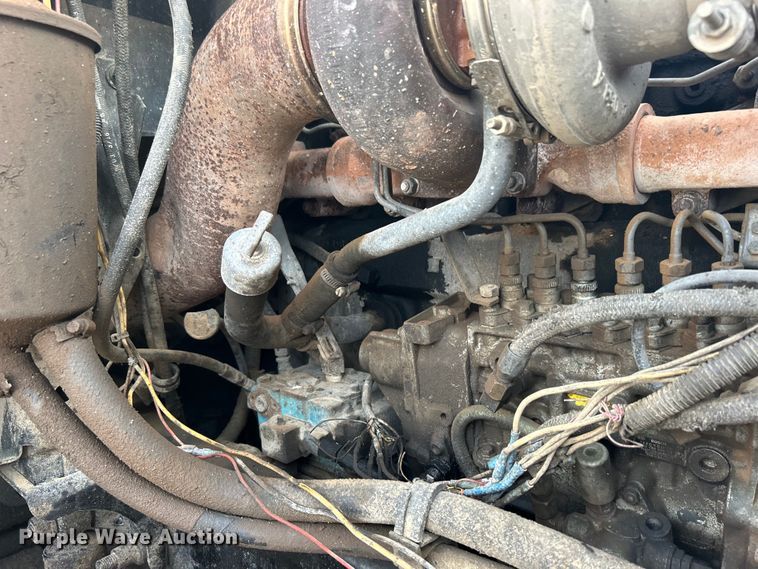 image for item DN0715 1998 Mack CH613 dump truck