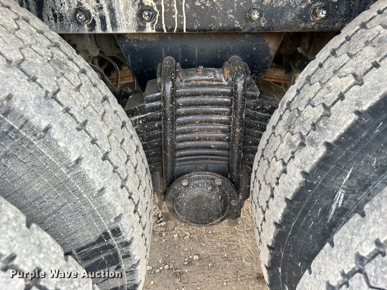 image for item DN0715 1998 Mack CH613 dump truck