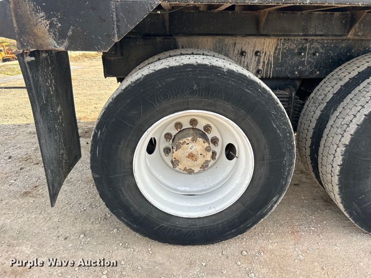 image for item DN0715 1998 Mack CH613 dump truck