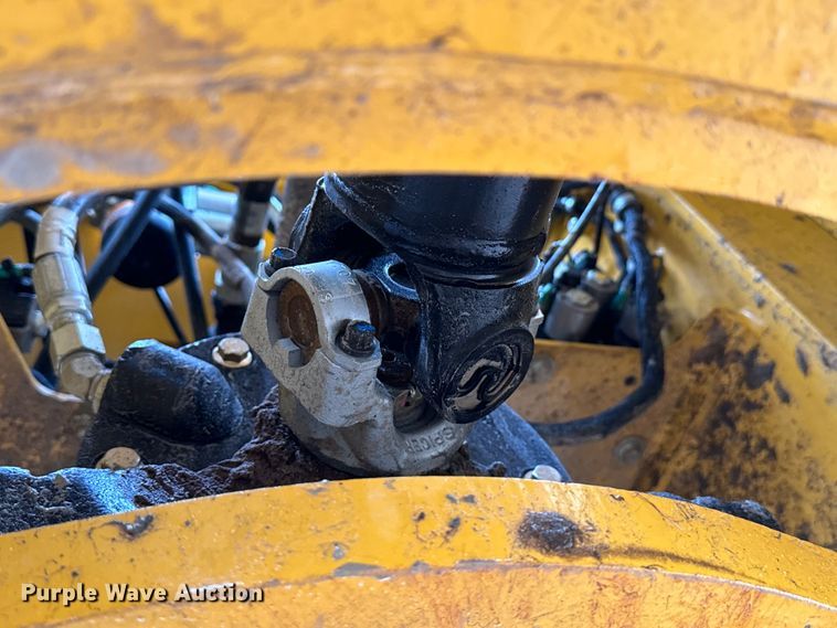 image for item DN7685 2022 John Deere  544 P-Tier wheel loader