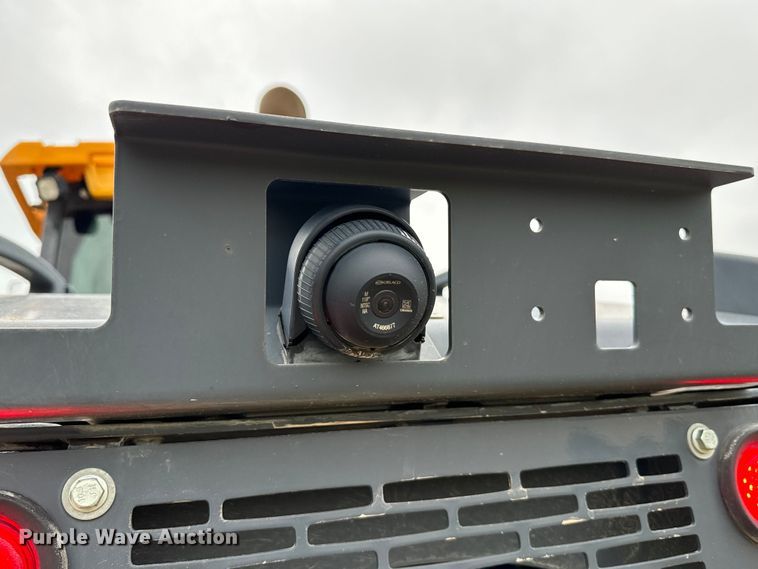 image for item DN7685 2022 John Deere  544 P-Tier wheel loader