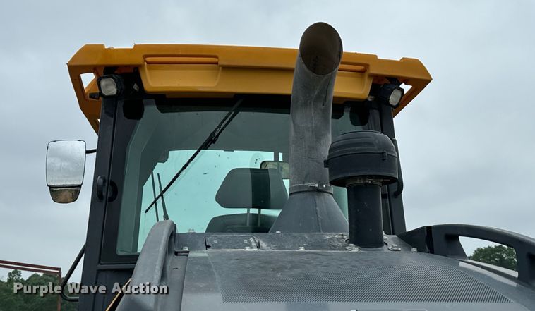 image for item DN7685 2022 John Deere  544 P-Tier wheel loader