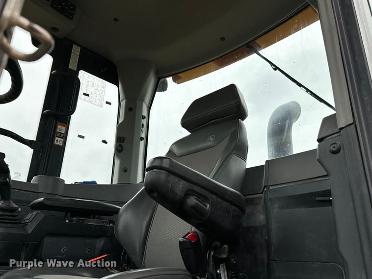 image for item DN7685 2022 John Deere  544 P-Tier wheel loader
