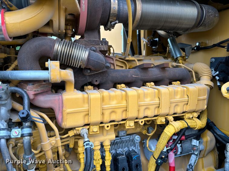 image for item DN7685 2022 John Deere  544 P-Tier wheel loader