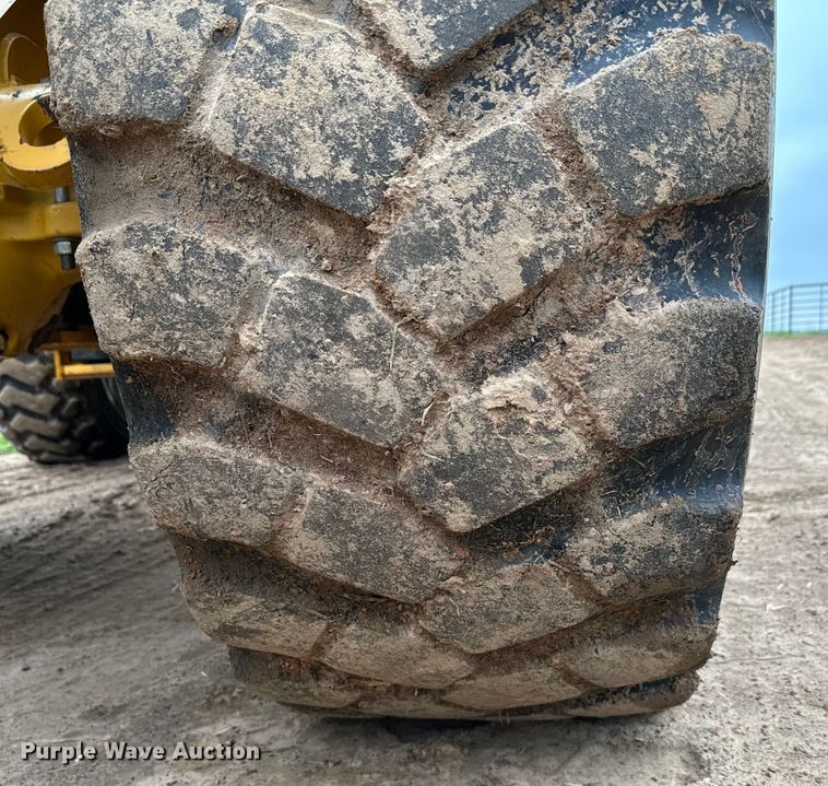 image for item DN7685 2022 John Deere  544 P-Tier wheel loader