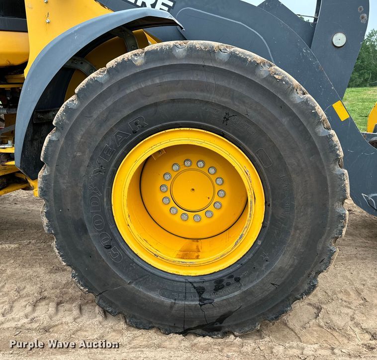 image for item DN7685 2022 John Deere  544 P-Tier wheel loader