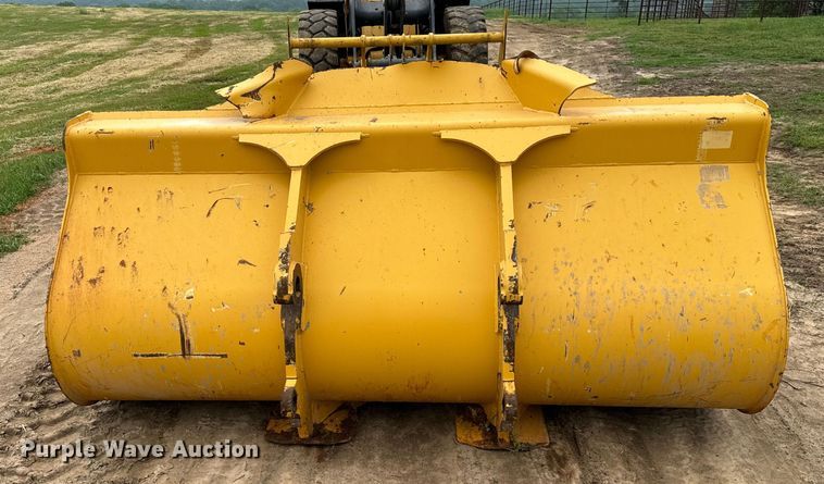 image for item DN7685 2022 John Deere  544 P-Tier wheel loader