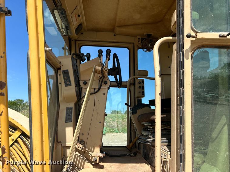 image for item DO1094 2006 Caterpillar  160H VHP Plus motor grader