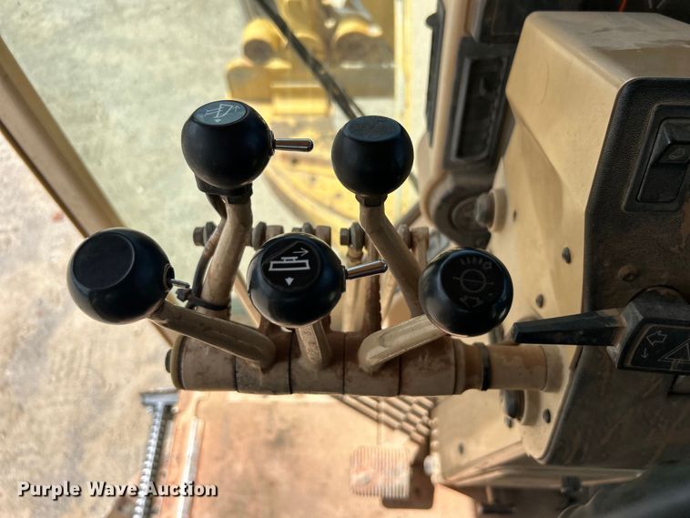 image for item DO1094 2006 Caterpillar  160H VHP Plus motor grader