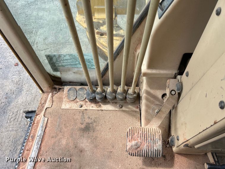 image for item DO1094 2006 Caterpillar  160H VHP Plus motor grader