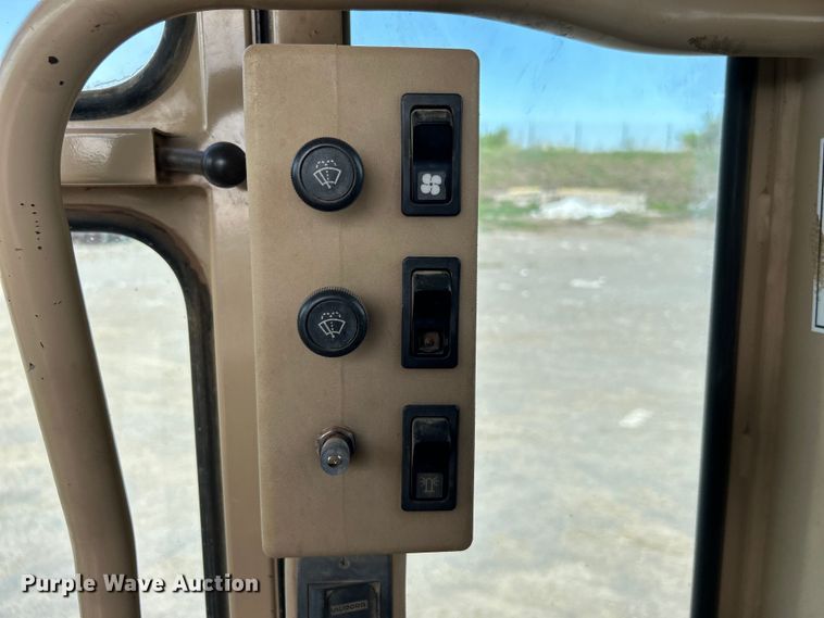 image for item DO1094 2006 Caterpillar  160H VHP Plus motor grader