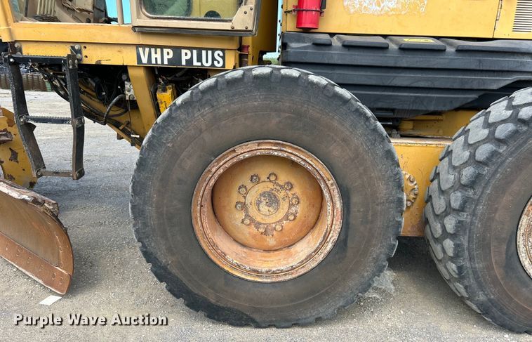 image for item DO1094 2006 Caterpillar  160H VHP Plus motor grader