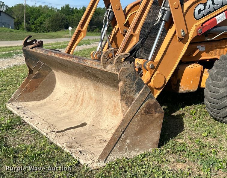 image for item DO1097 2012 Case 580 Super N backhoe