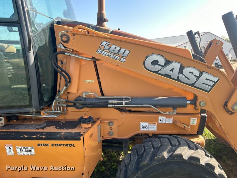 image for item DO1097 2012 Case 580 Super N backhoe