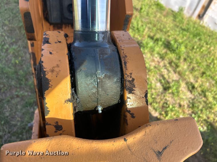 image for item DO1097 2012 Case 580 Super N backhoe