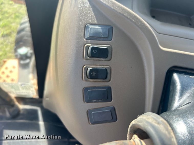 image for item DO1097 2012 Case 580 Super N backhoe