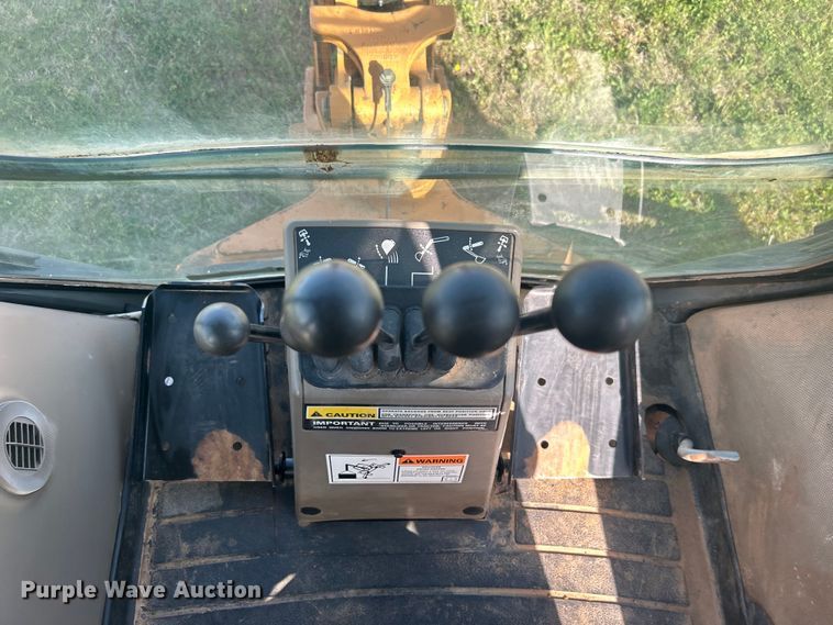 image for item DO1097 2012 Case 580 Super N backhoe