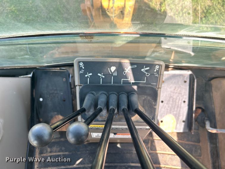 image for item DO1097 2012 Case 580 Super N backhoe