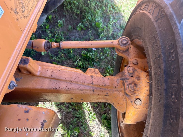 image for item DO1097 2012 Case 580 Super N backhoe