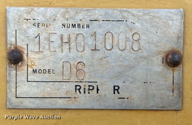 image for item DO1098 1996 Caterpillar  D6R XL dozer