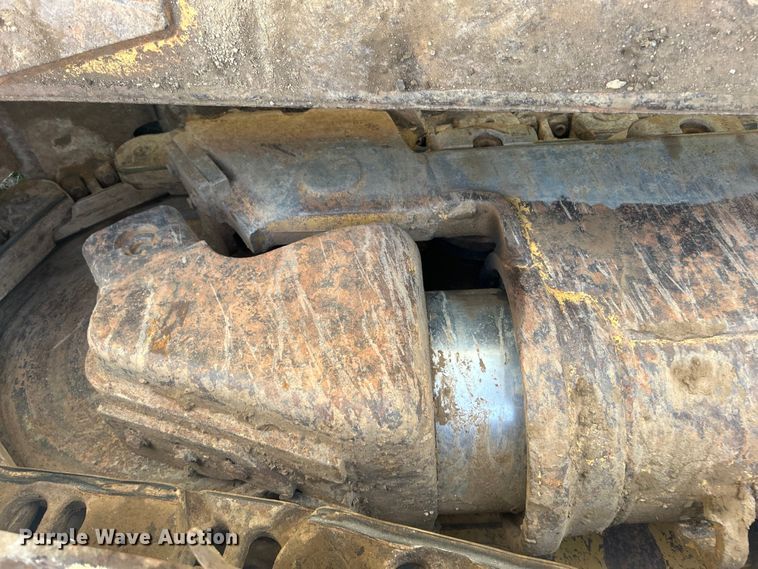 image for item DO1098 1996 Caterpillar  D6R XL dozer