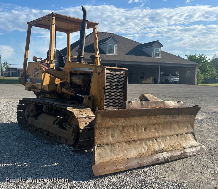 image for item DO1140 1990 Komatsu D31E-18 dozer