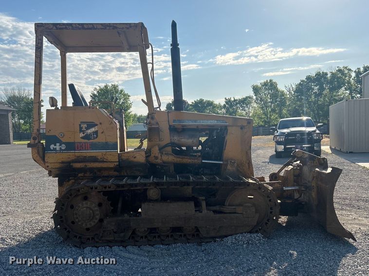 image for item DO1140 1990 Komatsu D31E-18 dozer