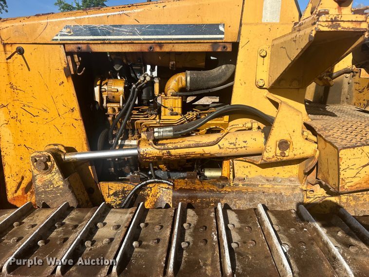 image for item DO1140 1990 Komatsu D31E-18 dozer