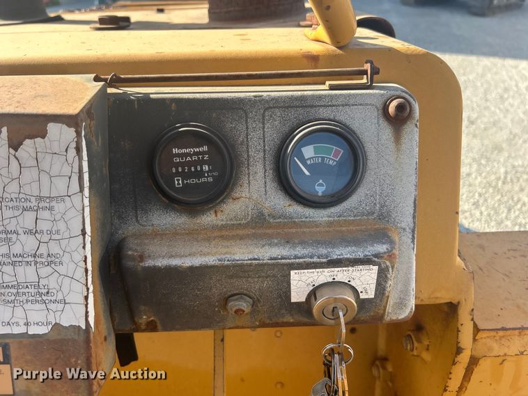 image for item DO1140 1990 Komatsu D31E-18 dozer