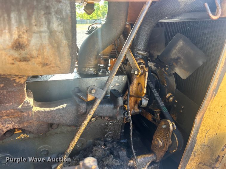 image for item DO1140 1990 Komatsu D31E-18 dozer