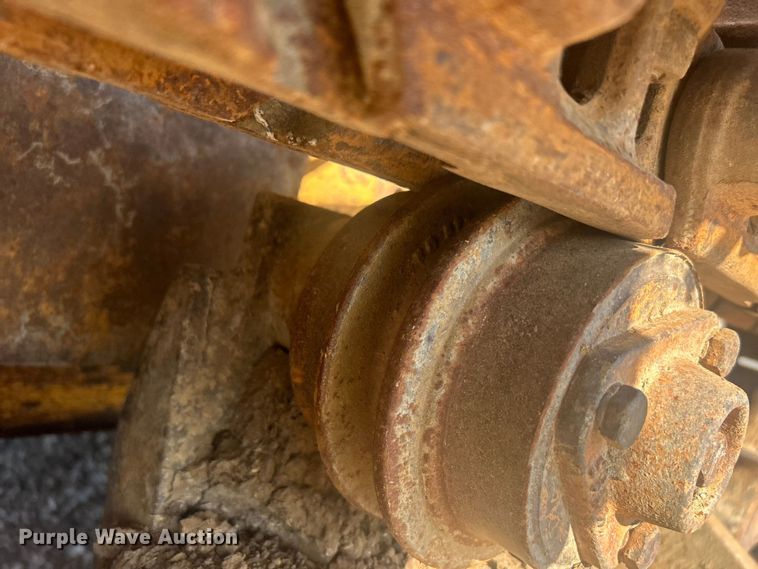 image for item DO1140 1990 Komatsu D31E-18 dozer