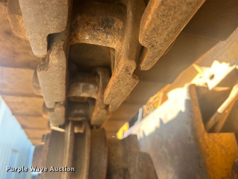 image for item DO1140 1990 Komatsu D31E-18 dozer