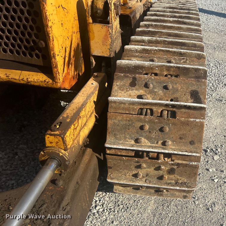 image for item DO1140 1990 Komatsu D31E-18 dozer