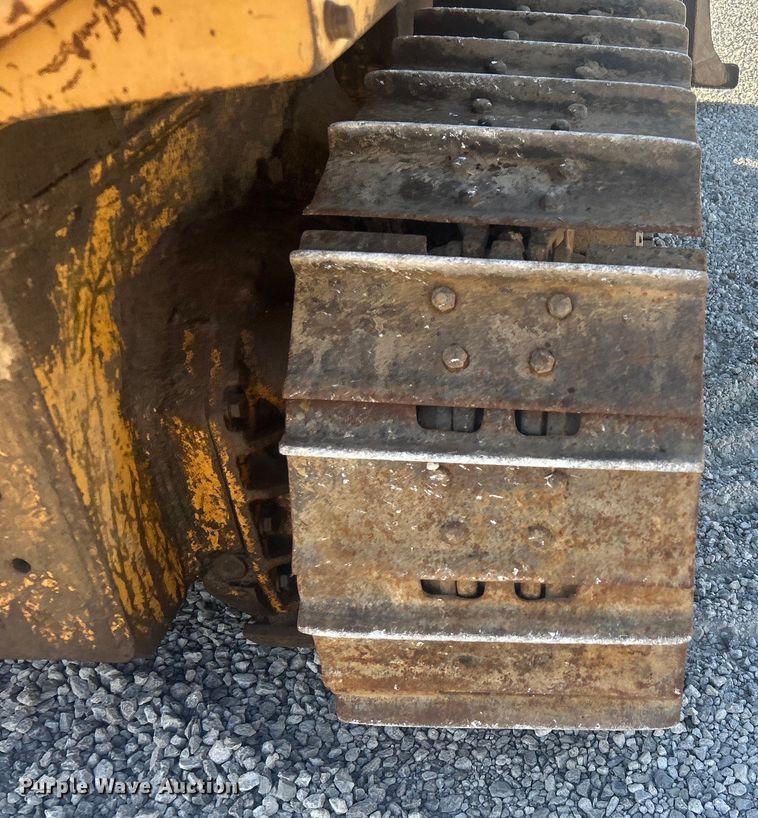 image for item DO1140 1990 Komatsu D31E-18 dozer