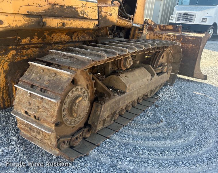 image for item DO1140 1990 Komatsu D31E-18 dozer