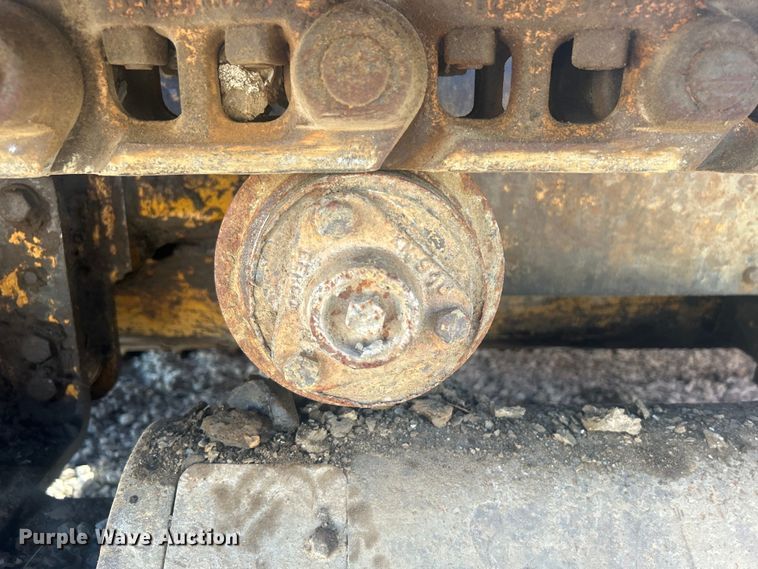 image for item DO1140 1990 Komatsu D31E-18 dozer