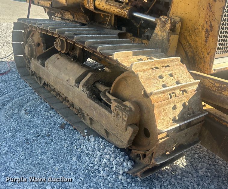 image for item DO1140 1990 Komatsu D31E-18 dozer