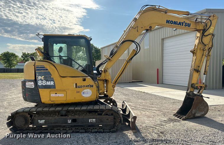 image for item DO1141 2010 Komatsu PC88MR-8 mini excavator