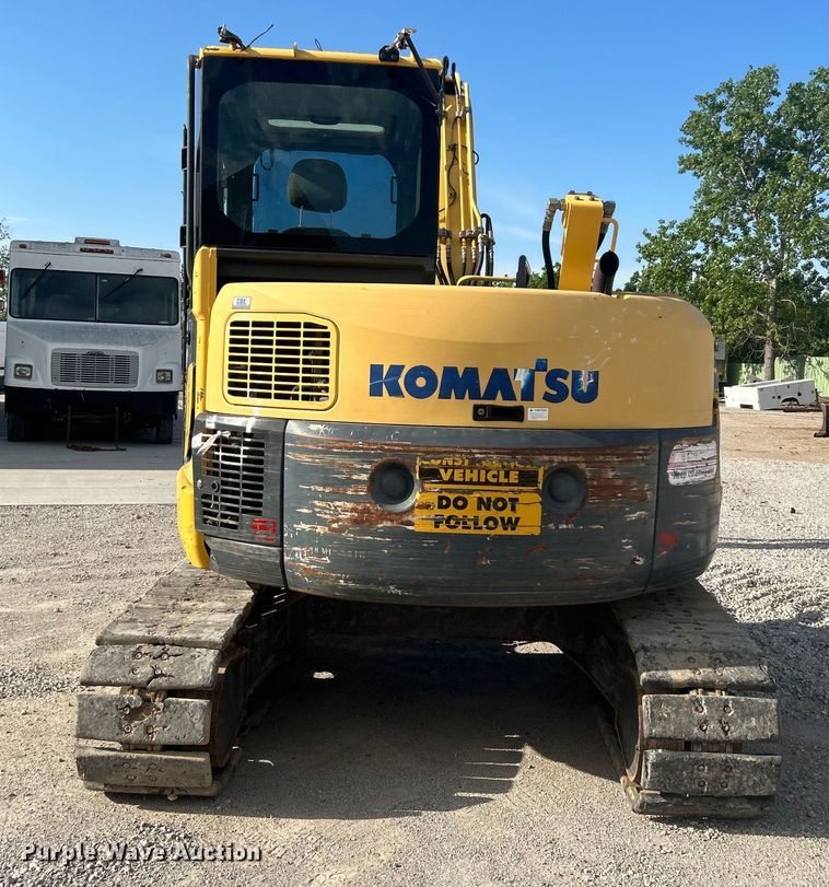 image for item DO1141 2010 Komatsu PC88MR-8 mini excavator