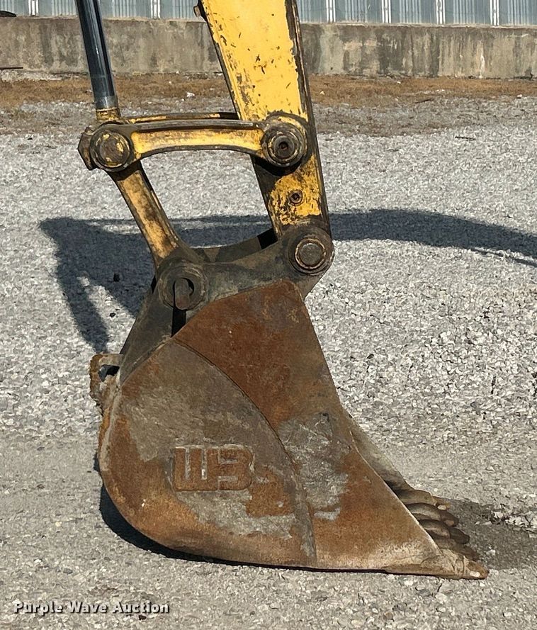 image for item DO1141 2010 Komatsu PC88MR-8 mini excavator