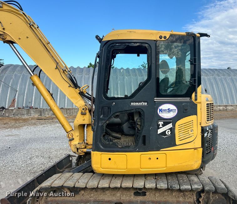 image for item DO1141 2010 Komatsu PC88MR-8 mini excavator