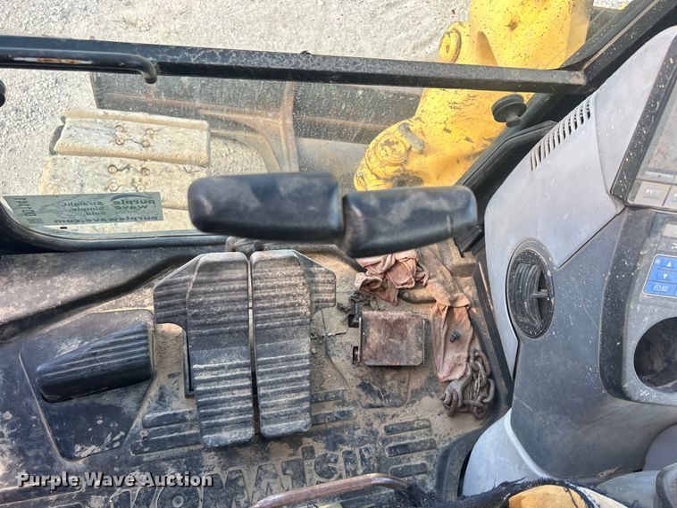 image for item DO1141 2010 Komatsu PC88MR-8 mini excavator