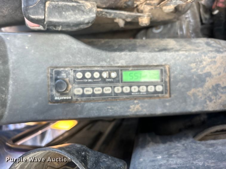 image for item DO1141 2010 Komatsu PC88MR-8 mini excavator