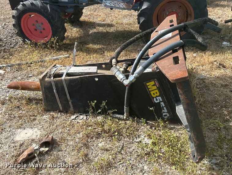 image for item DO1142 Stanley  MB5570 skid steer breaker