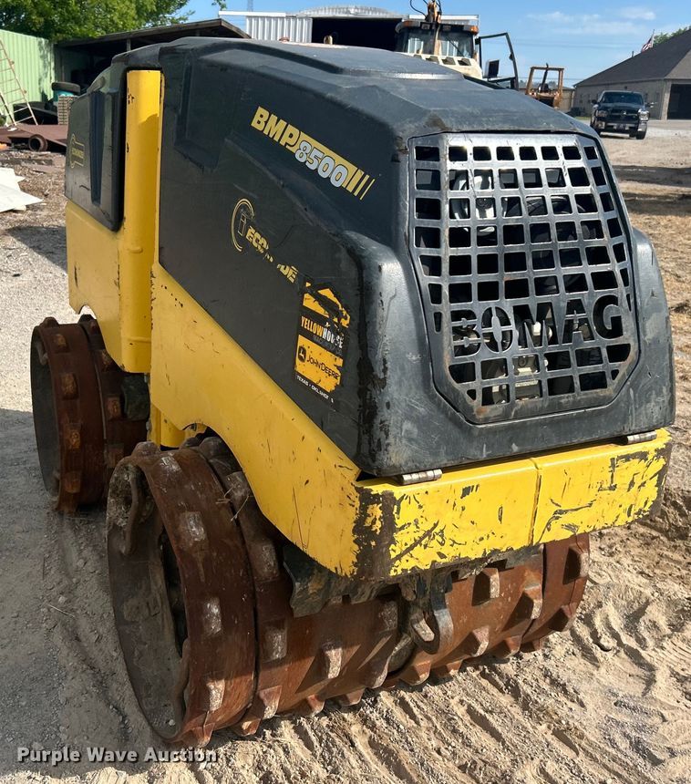 image for item DO1147 2019 Bomag BMP8500 trench compactor