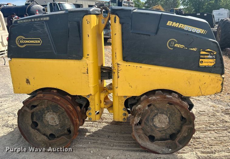 image for item DO1147 2019 Bomag BMP8500 trench compactor